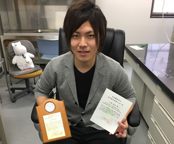 [20170705]創成科学研究科ライフサイエンス系専攻の上原賢祐さんが日本機械学会若手優秀講演フェロー賞を受賞しました1